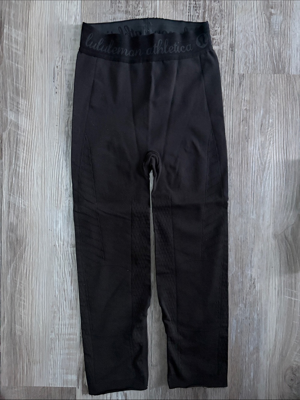 Lululemon Seamless Compression Leggings Black Logo Waistband - Picture 1 of 10